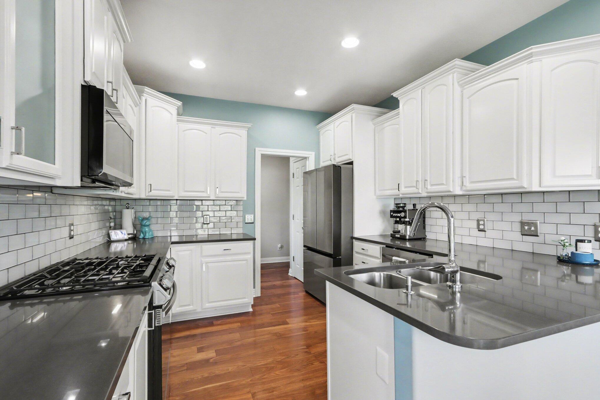 9800 Navy Pier Street Portage, MI 49002 - Photo 10 of 40 kitchen