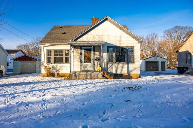 $165,000 | 129 Wisconsin Street, Mauston, WI 53948