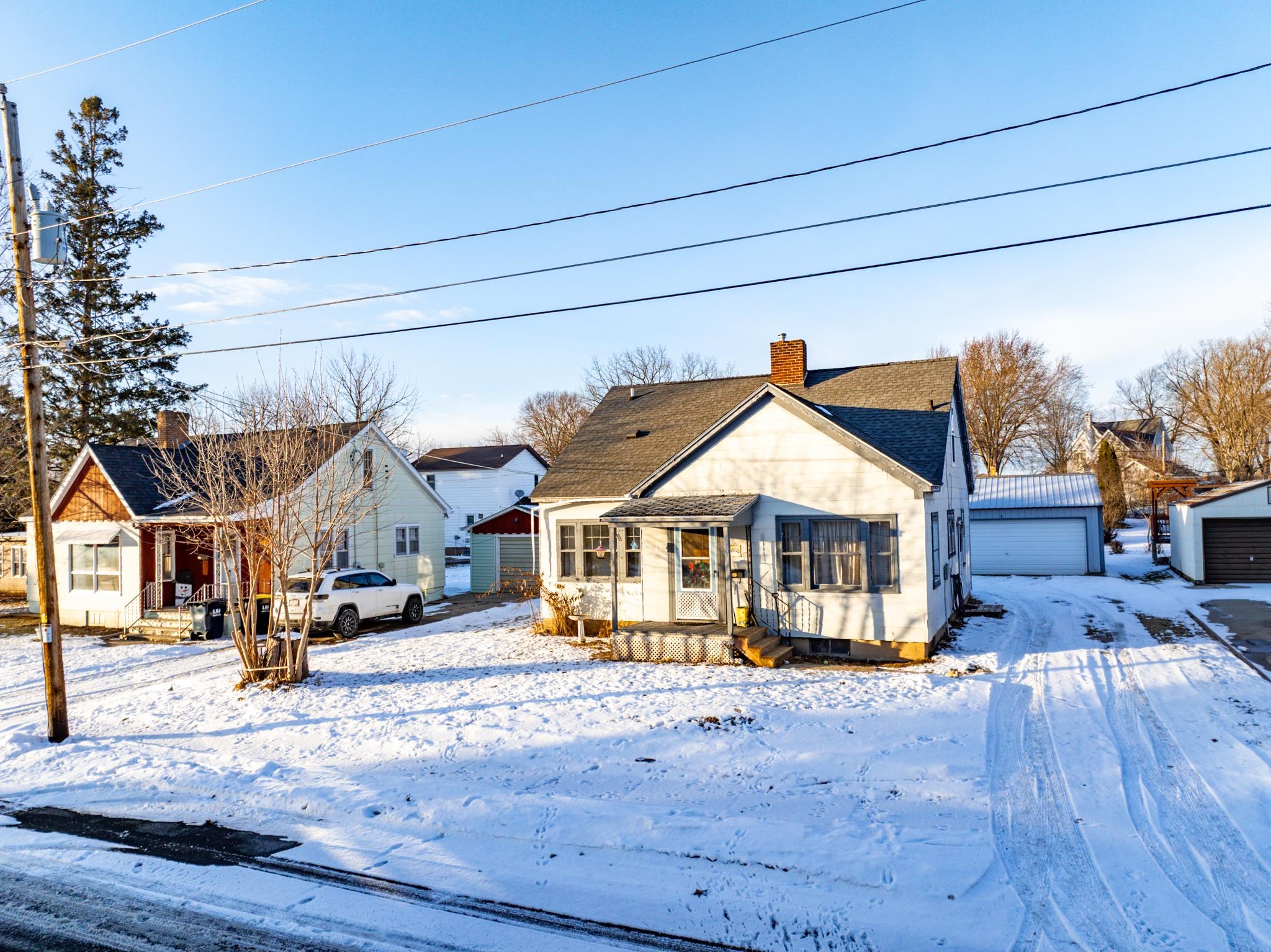 129 Wisconsin Street Mauston, WI 53948 - Photo 2 of 50