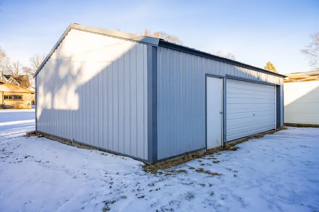 $165,000 | 129 Wisconsin Street, Mauston, WI 53948