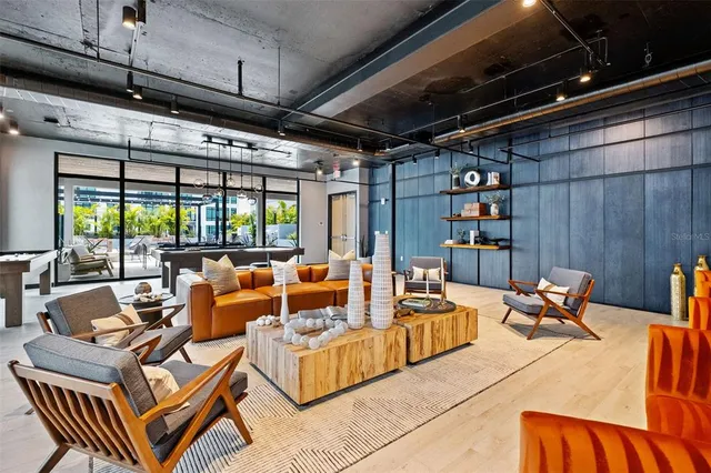 $3,190 | 1991 Main Street, Unit LINKS B6, Sarasota, FL 34236