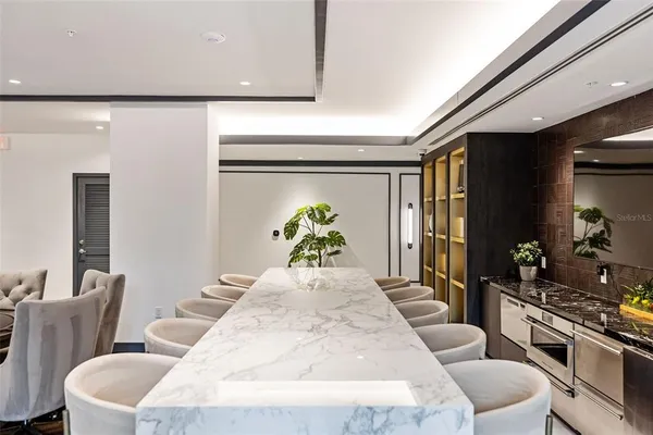 $3,433 | 1991 Main Street, Unit ASTER B5 DEN, Sarasota, FL 34236