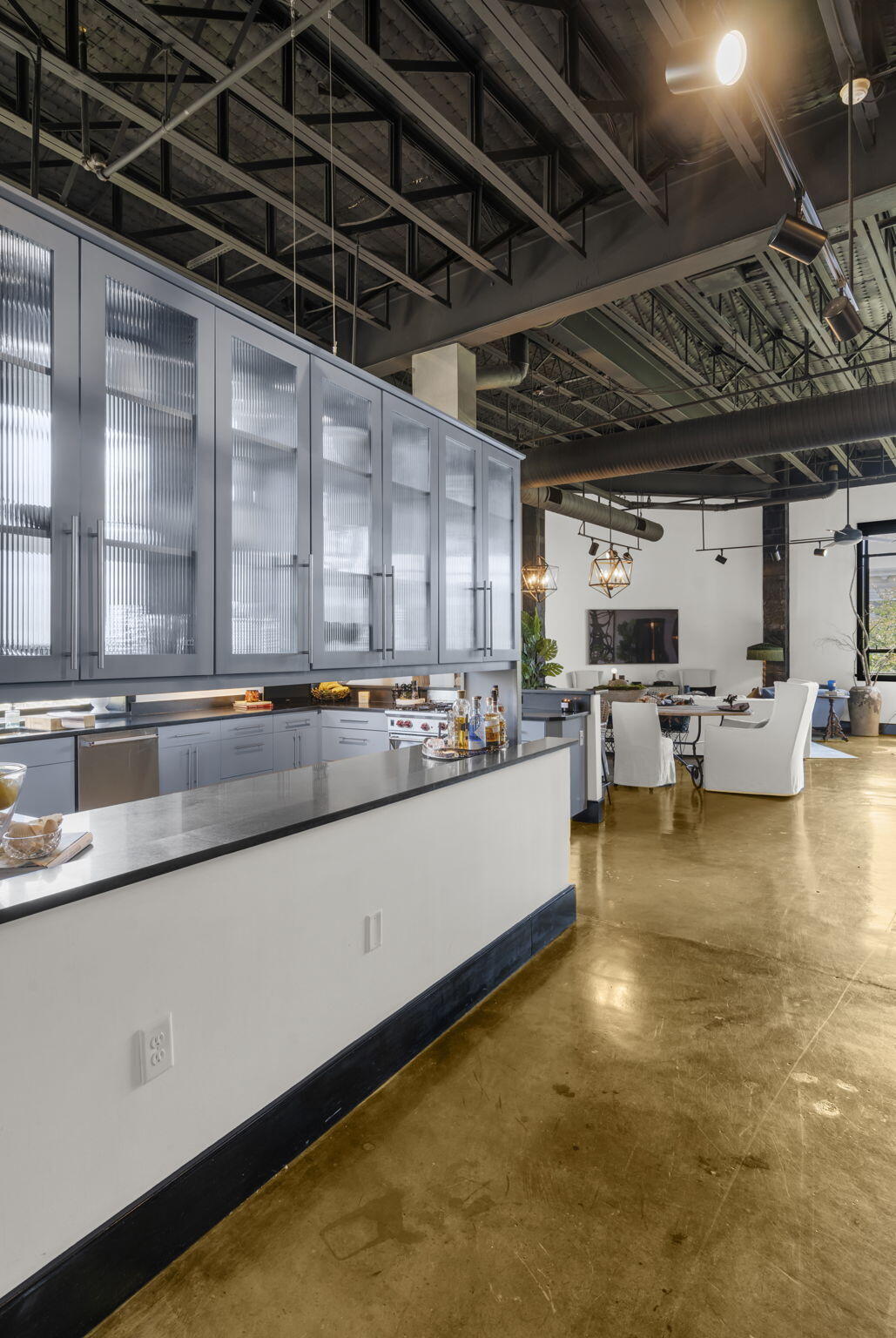 517 King Street, Unit 7 Charleston, SC 29403 - Photo 30 of 75 107-web-or-mls-DSC08797