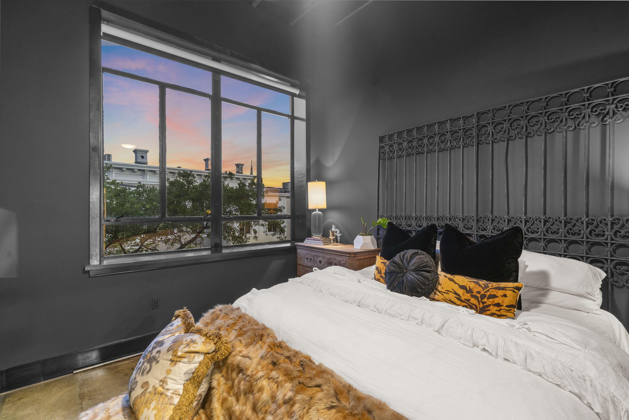 517 King Street, Unit 7 Charleston, SC 29403 - Photo 37 of 75 15-web-or-mls-DSC09451