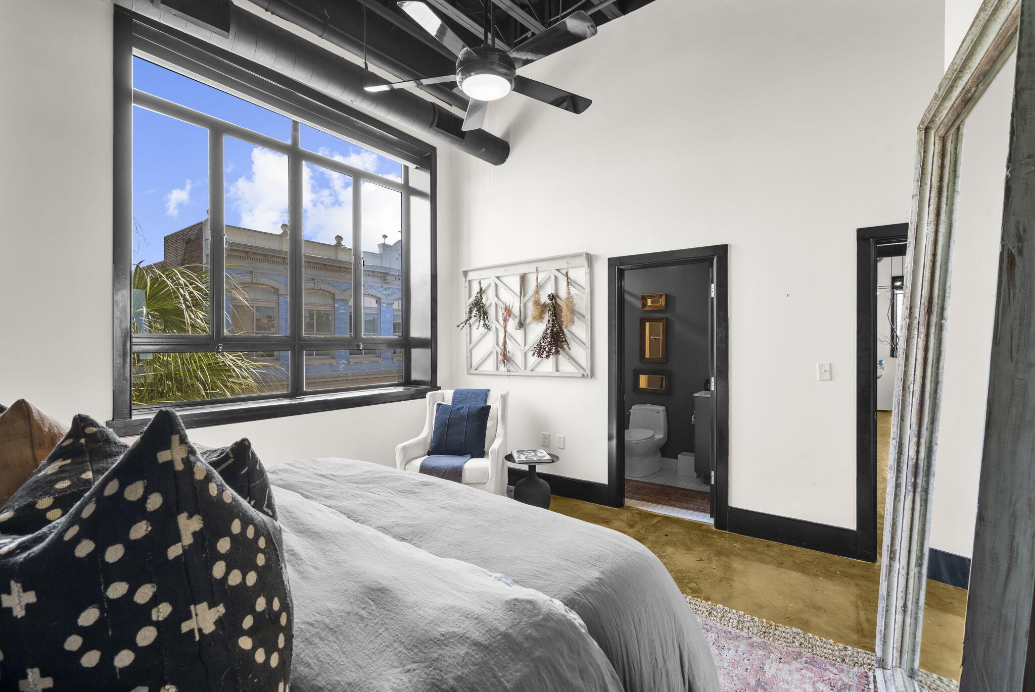 517 King Street, Unit 7 Charleston, SC 29403 - Photo 56 of 75 99-web-or-mls-DSC08742