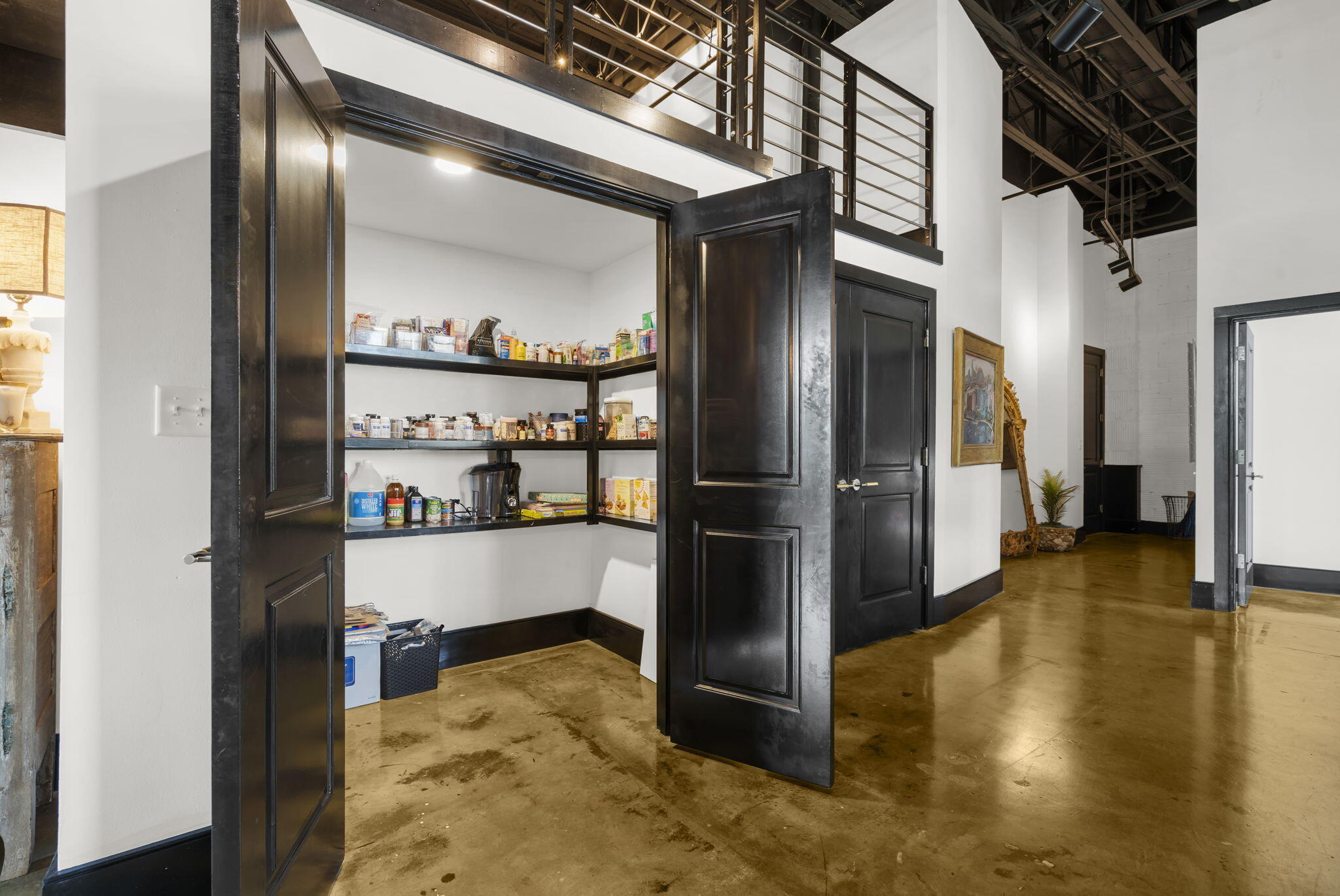 517 King Street, Unit 7 Charleston, SC 29403 - Photo 62 of 75 54-web-or-mls-DSC08393