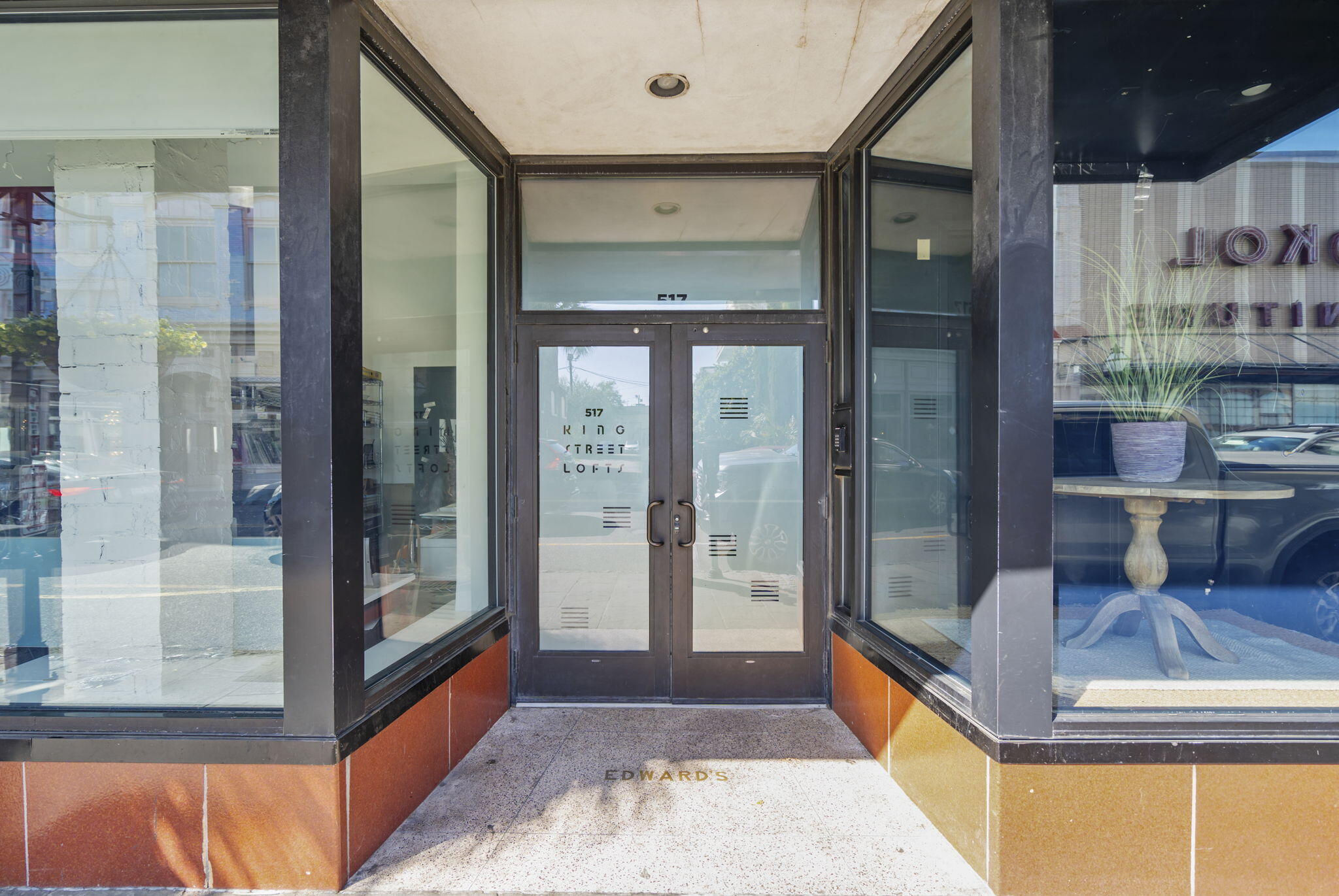 517 King Street, Unit 7 Charleston, SC 29403 - Photo 8 of 75 36-web-or-mls-DSC08334