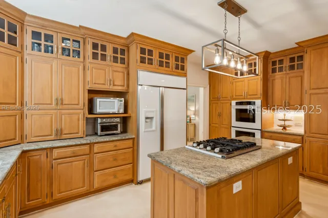 $750,000 | 66 Timber Lane, Hilton Head Island, SC 29926