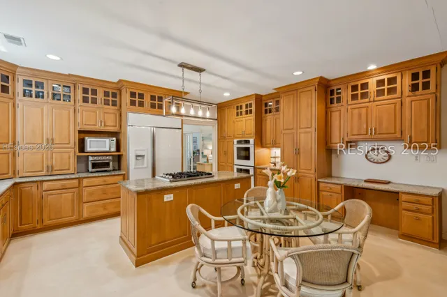 $750,000 | 66 Timber Lane, Hilton Head Island, SC 29926