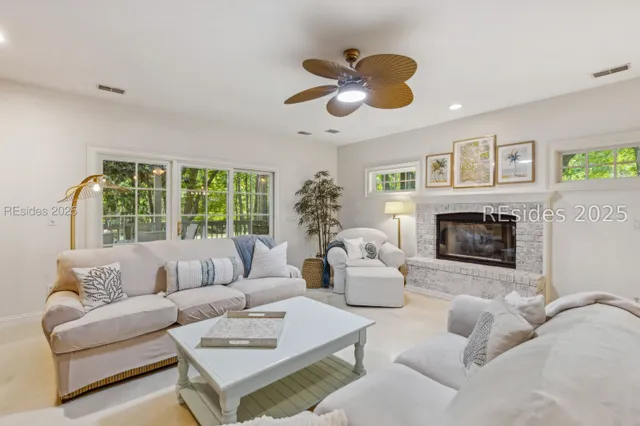 $750,000 | 66 Timber Lane, Hilton Head Island, SC 29926