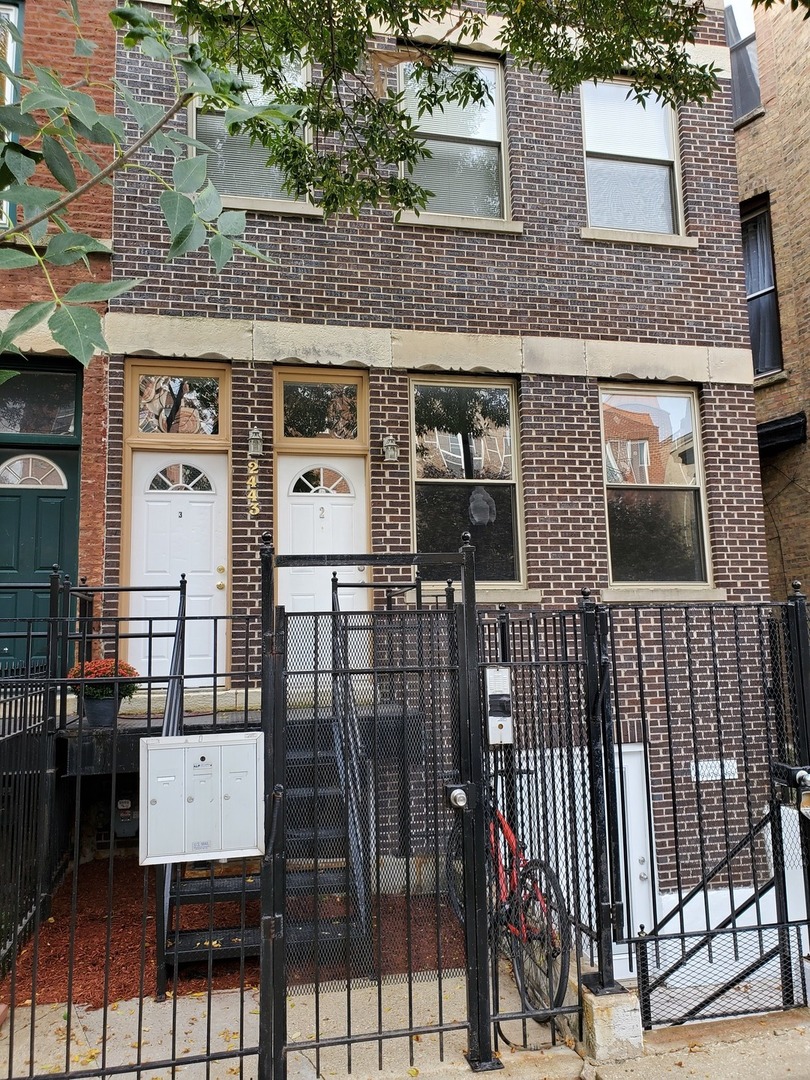 2443 West Harrison Street, Unit 1 Chicago, IL 60612 - Photo 1 of 14