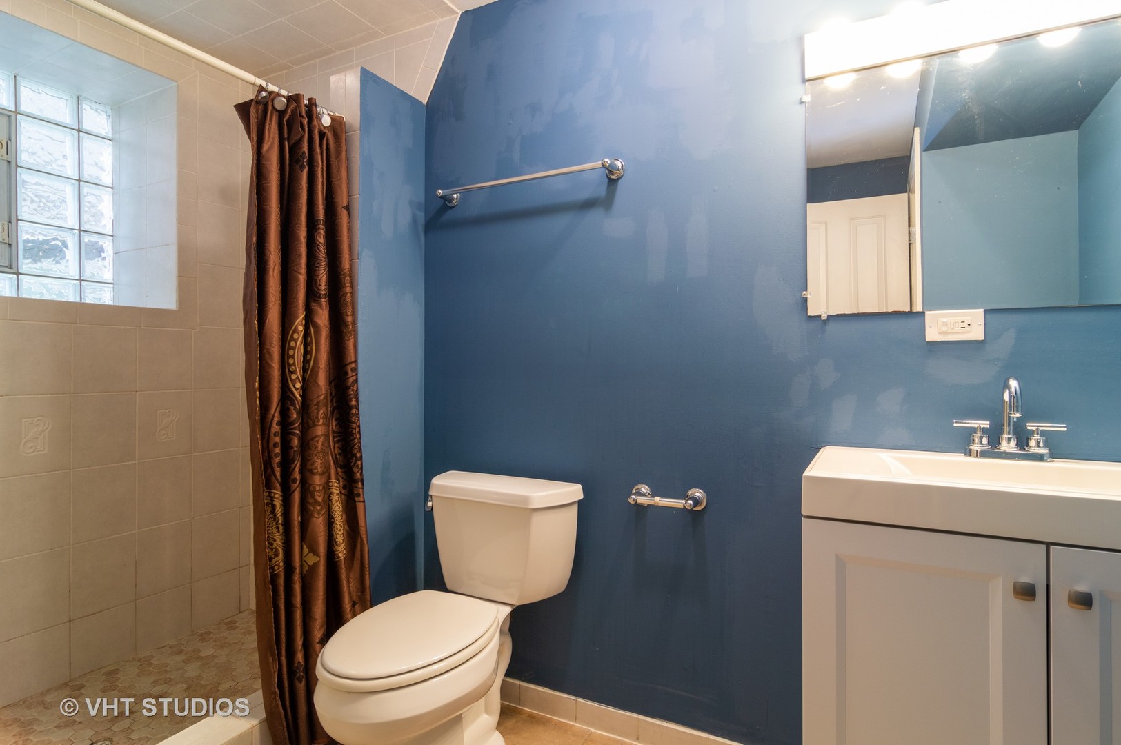 2443 West Harrison Street, Unit 1 Chicago, IL 60612 - Photo 12 of 14