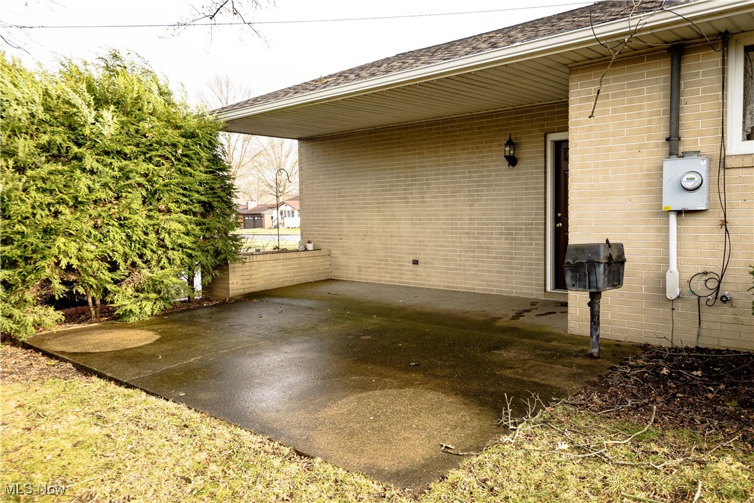302 South Reeves Avenue Dover, OH 44622 - Photo 44 of 47 Gallery Image 44