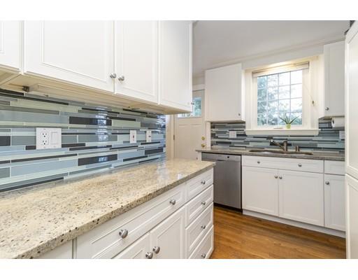 45 Hickory Cliff Road Newton, MA 02464 - Photo 7 of 22 Gallery Image 7