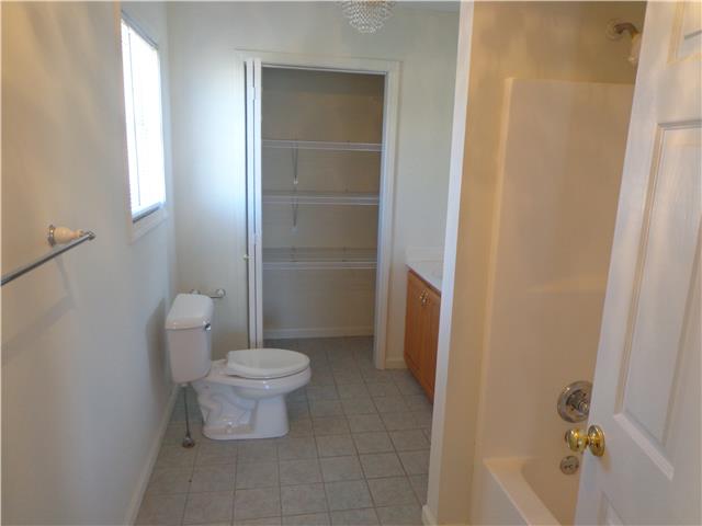 240 Hawkins Road Clarksville, TN 37040 - Photo 8 of 11 Gallery Image 8