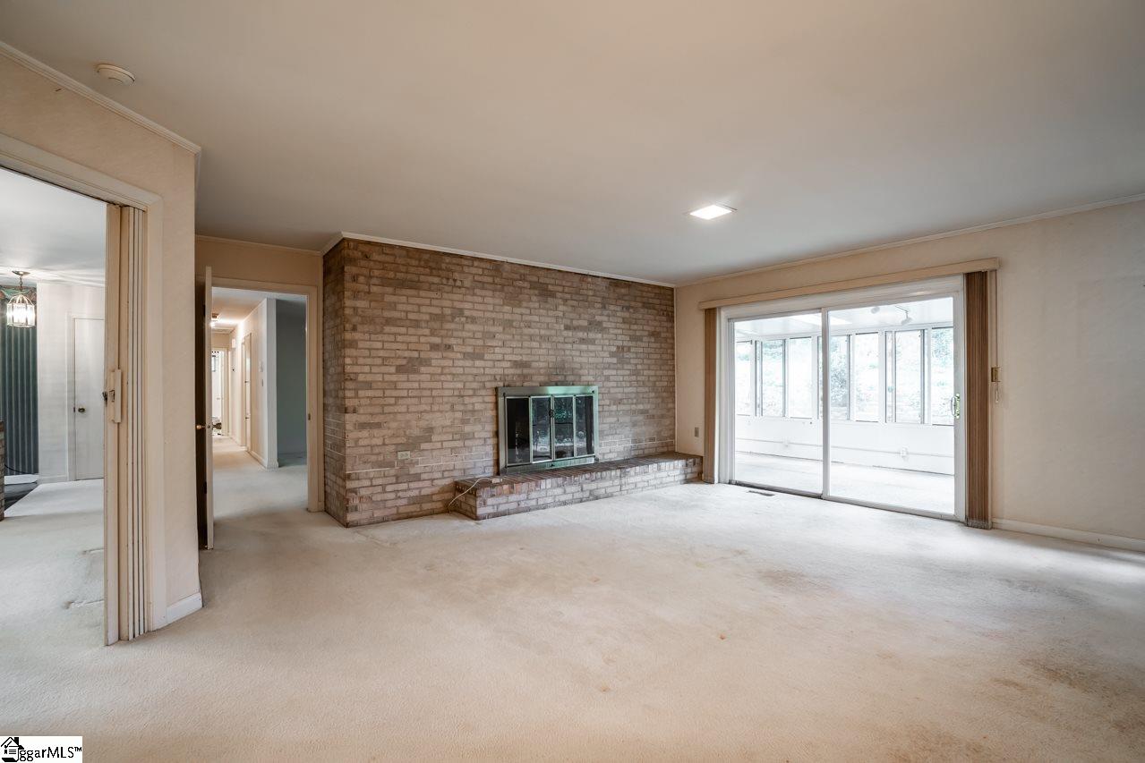 347 Pimlico Road Greenville, SC 29607 - Photo 5 of 28