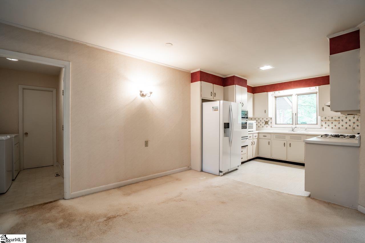 347 Pimlico Road Greenville, SC 29607 - Photo 8 of 28