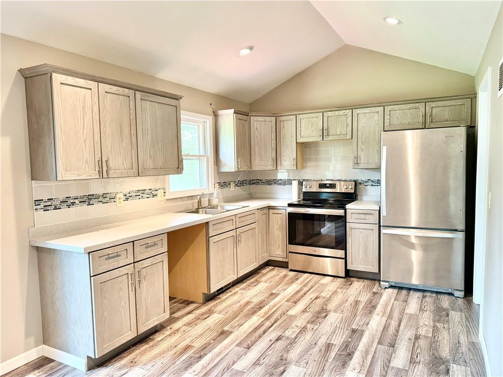 204 West Lee Street Butler, MO 64730 - Photo 8 of 27