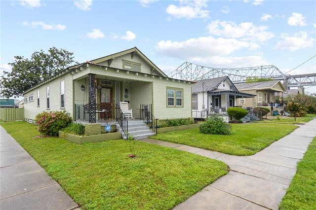 433 Monroe Street Gretna, LA 70053 - Photo 1 of 25