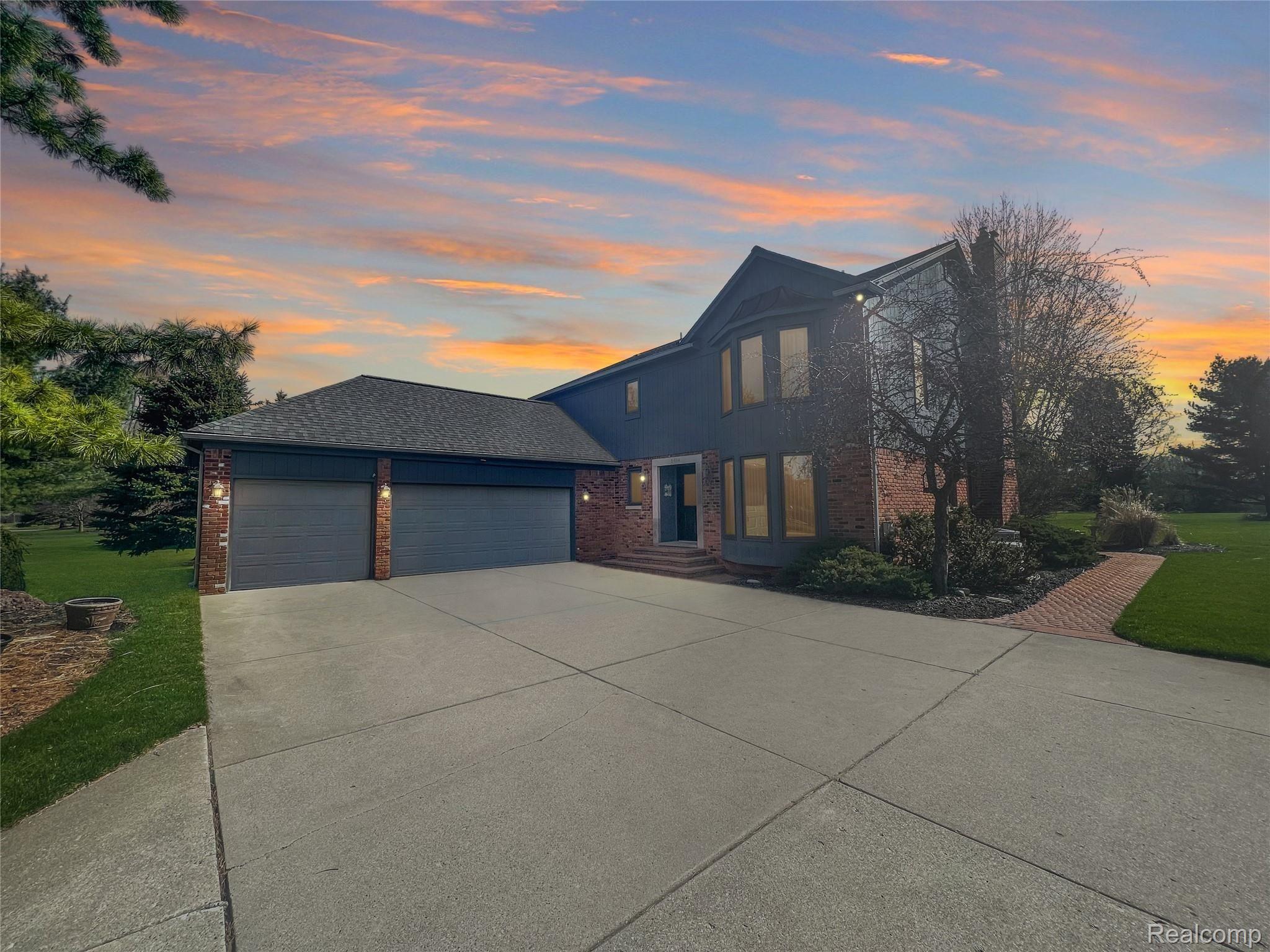 8494 Ranch Estates Road Clarkston, MI 48348 - Photo 1 of 21 98ED0973-B649-4F04-8B21-71E4A8877918.jpeg