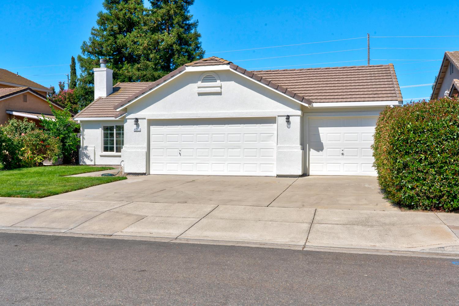 4611 Glimmer Lane Turlock, CA 95382 - Photo 5 of 45