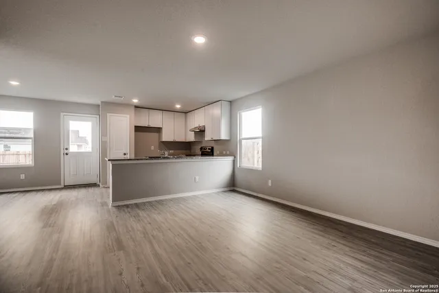 $1,450 | 2623 Pechora Pipit, New Braunfels, TX 78130