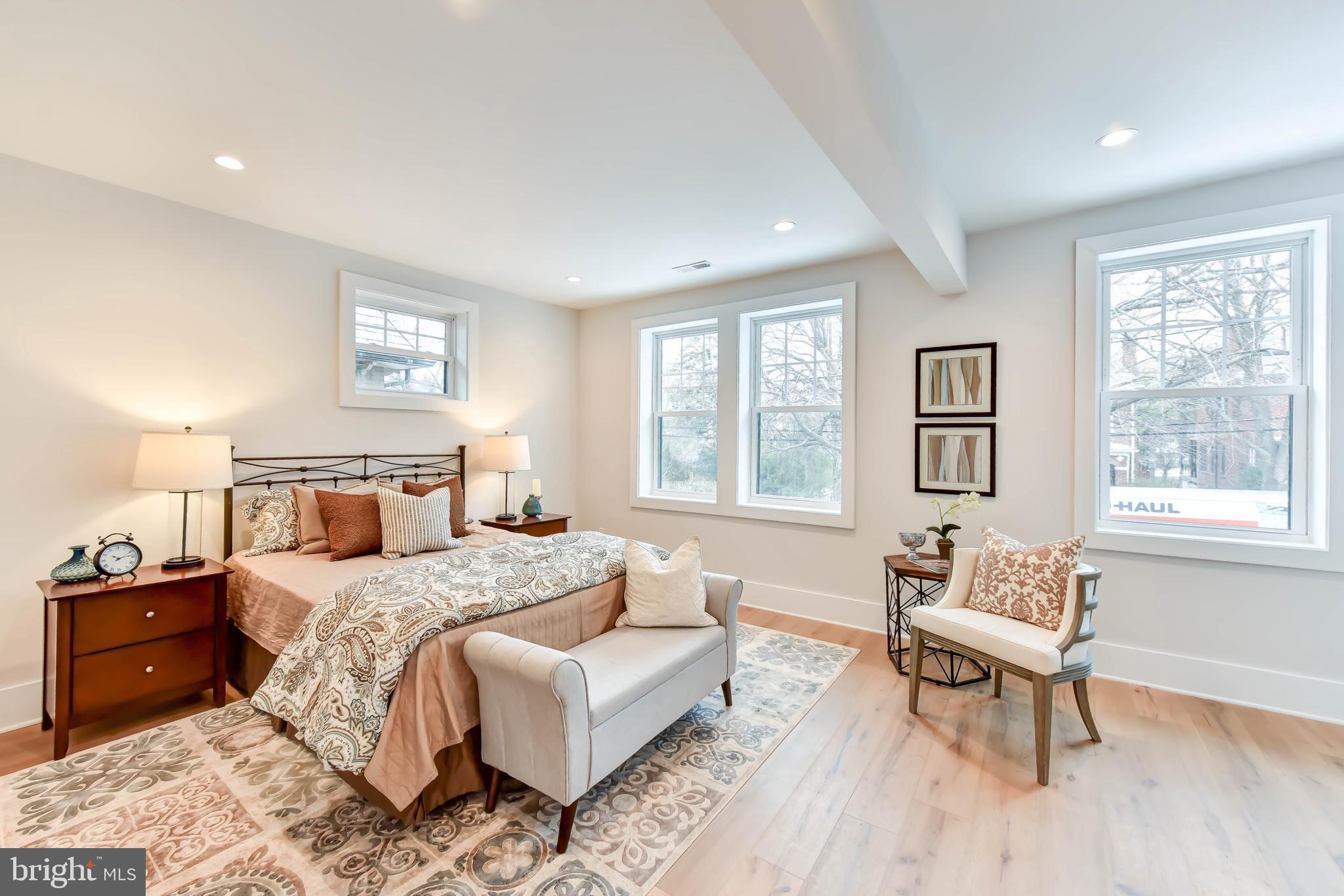 2814 39th Street Northwest Washington, DC 20007 - Photo 20 of 53