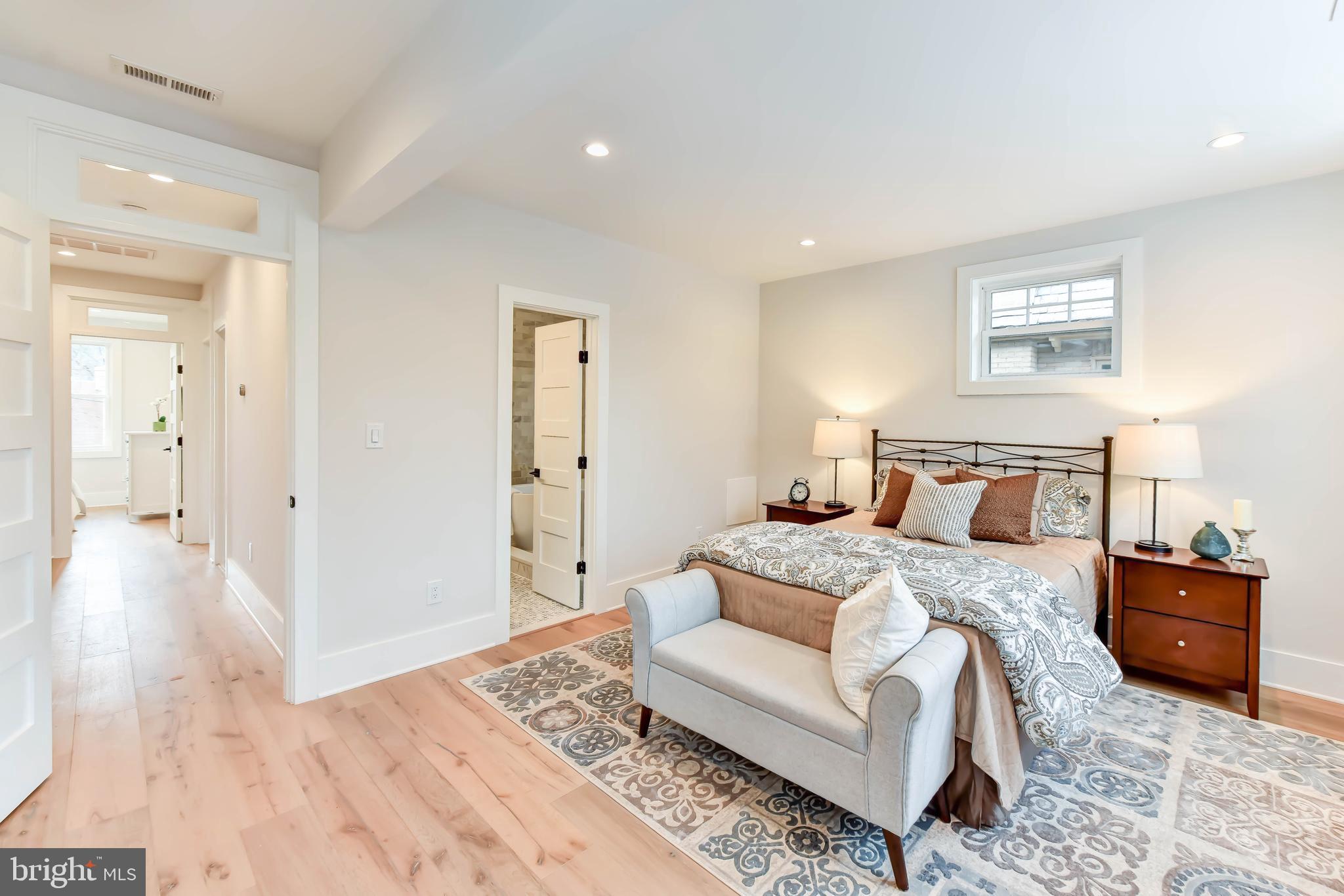 2814 39th Street Northwest Washington, DC 20007 - Photo 23 of 53