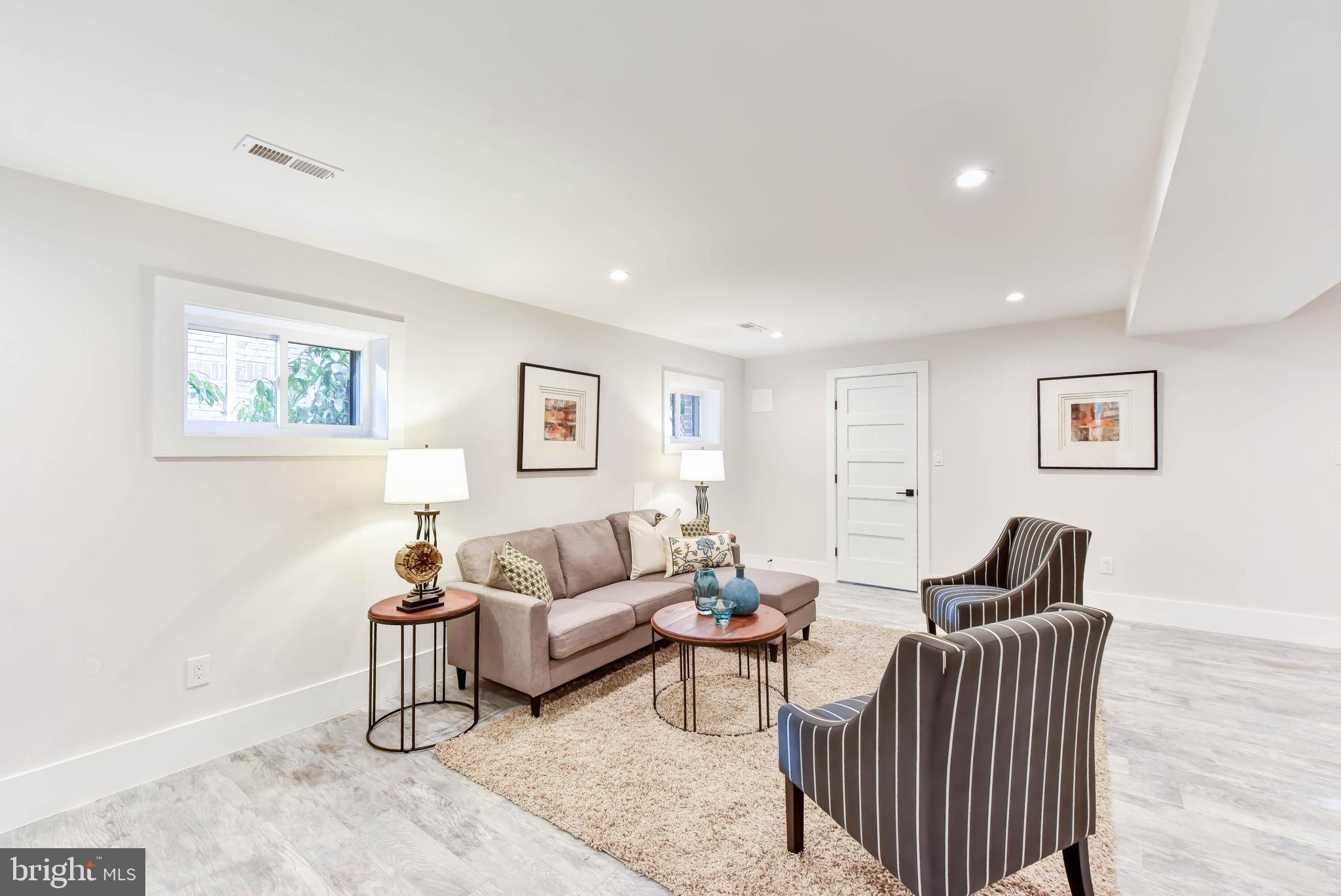 2814 39th Street Northwest Washington, DC 20007 - Photo 41 of 53