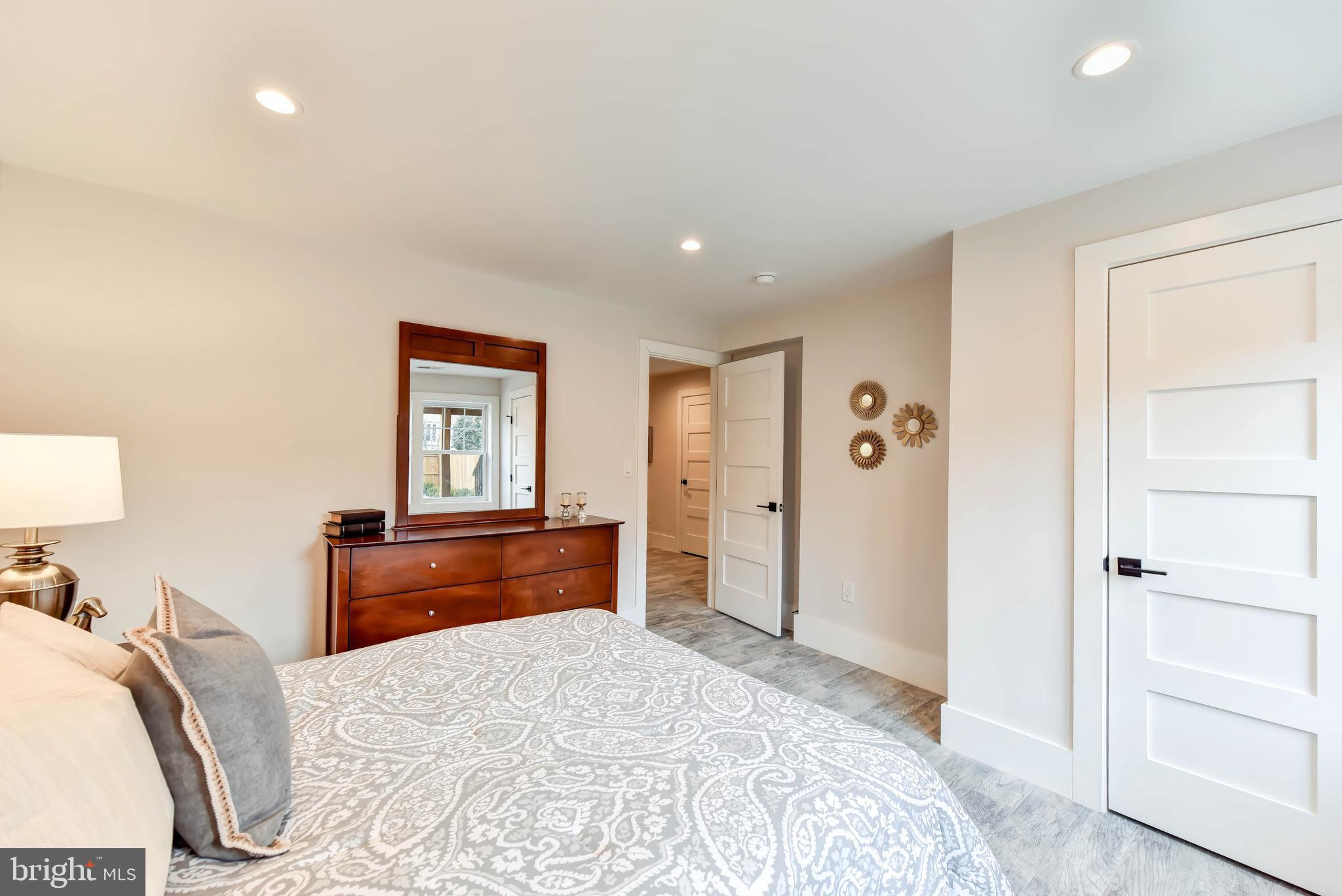 2814 39th Street Northwest Washington, DC 20007 - Photo 44 of 53