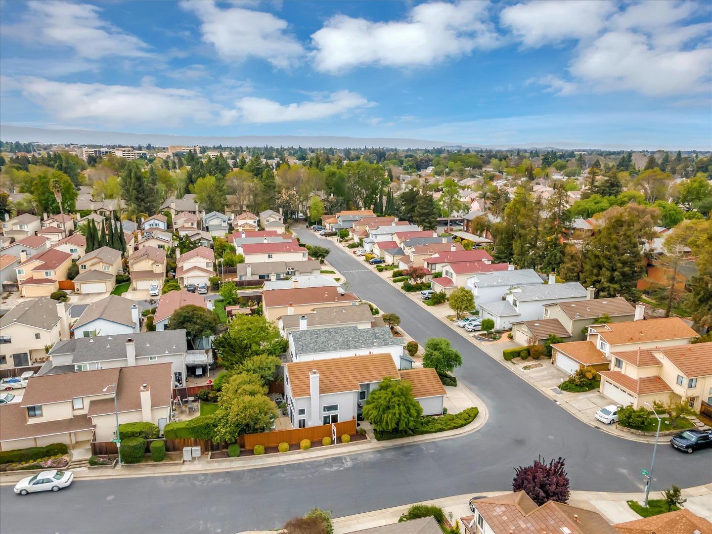 682 Ridgeview Terrace Fremont, CA 94536 - Photo 35 of 38 an aerial view of multiple house