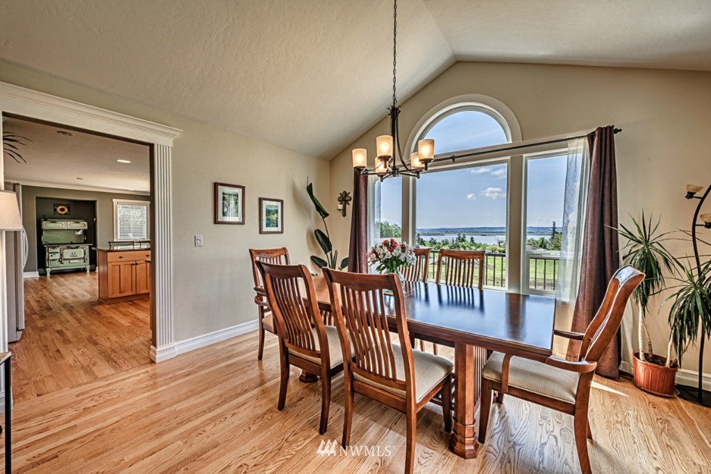 11294 Walker Road Mount Vernon, WA 98273 - Photo 2 of 25