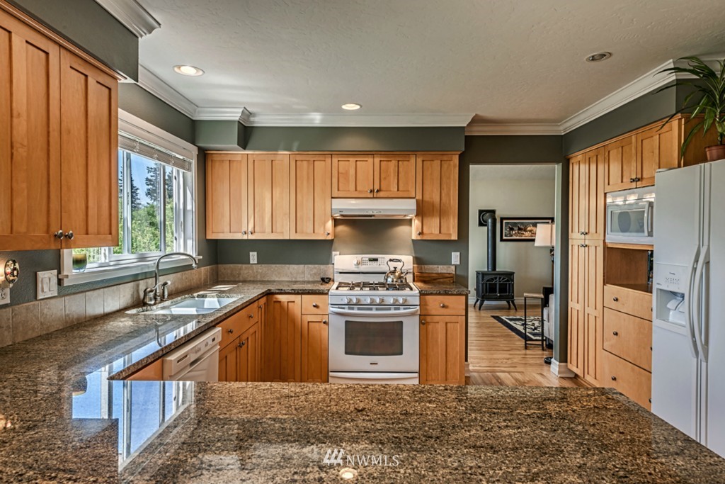 11294 Walker Road Mount Vernon, WA 98273 - Photo 9 of 25