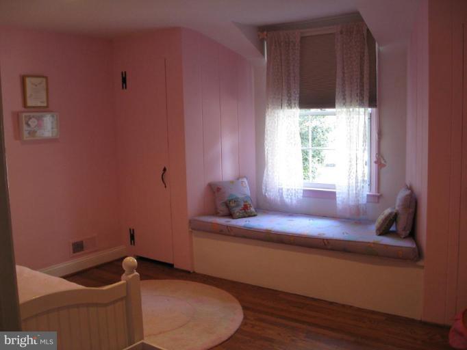 305 West Wind Road Towson, MD 21204 - Photo 19 of 20 Bedroom #3
