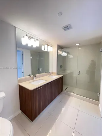 $3,100 | 5252 Northwest 85th Avenue, Unit 303, Doral, FL 33166