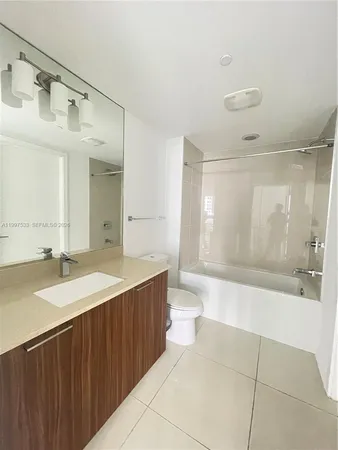 $3,100 | 5252 Northwest 85th Avenue, Unit 303, Doral, FL 33166