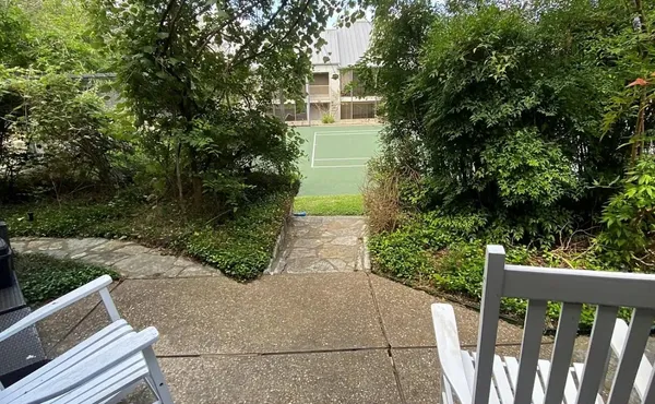 $2,550 | 157 World Of Tennis Square, Unit D168, Lakeway, TX 78738