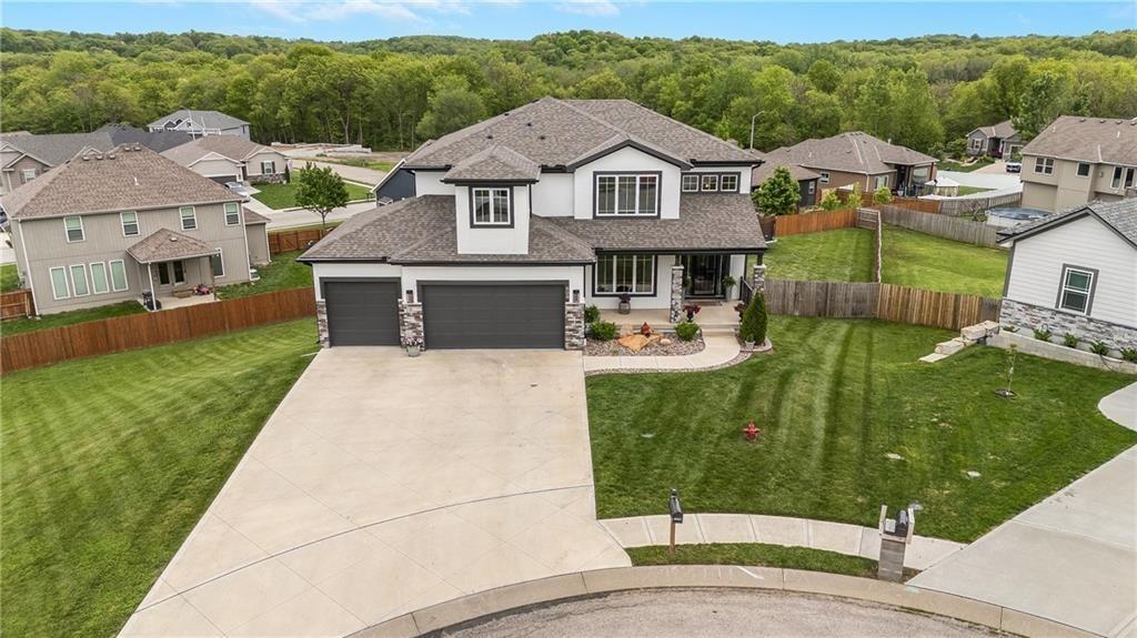 809 Maple Street Lone Jack, MO 64070 - Photo 3 of 53