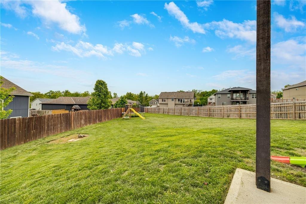 809 Maple Street Lone Jack, MO 64070 - Photo 44 of 53