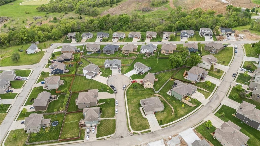 809 Maple Street Lone Jack, MO 64070 - Photo 48 of 53