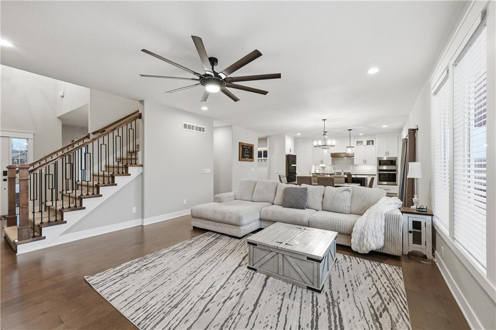 809 Maple Street Lone Jack, MO 64070 - Photo 10 of 53