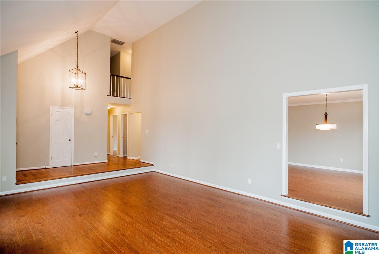 2207 Oak Ridge Circle Birmingham, AL 35226 - Photo 5 of 37