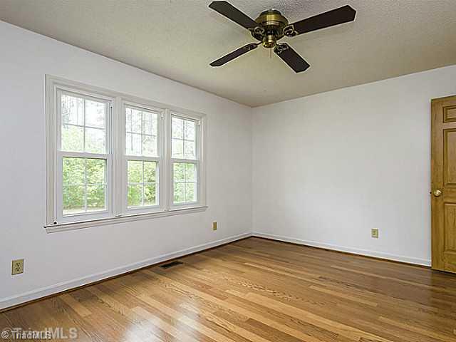 1460 Miles Chapel Road Mebane, NC 27302 - Photo 4 of 16 Living Room.