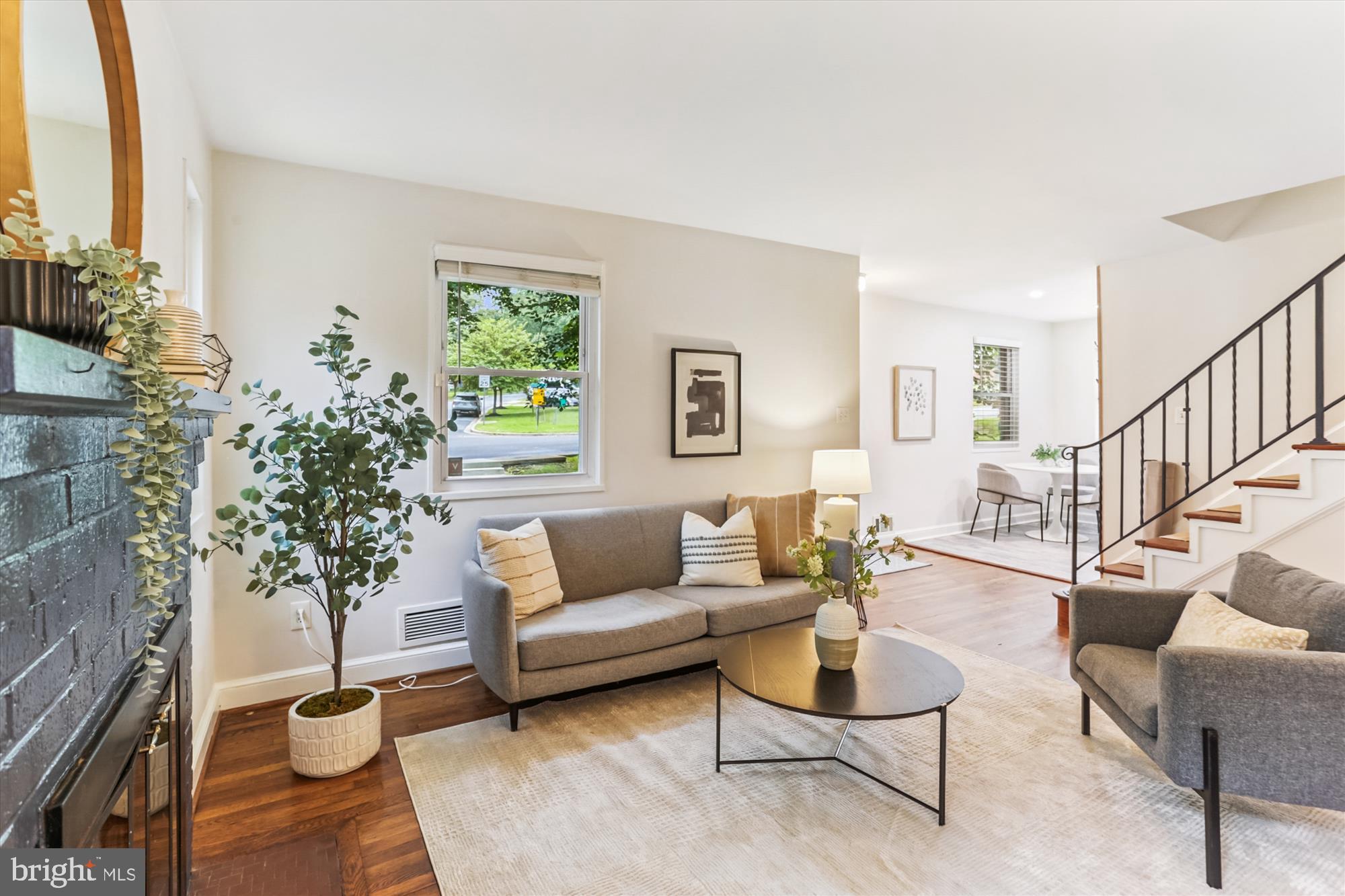 1505 Drexel Street Takoma Park, MD 20912 - Photo 8 of 47 Light and Airy