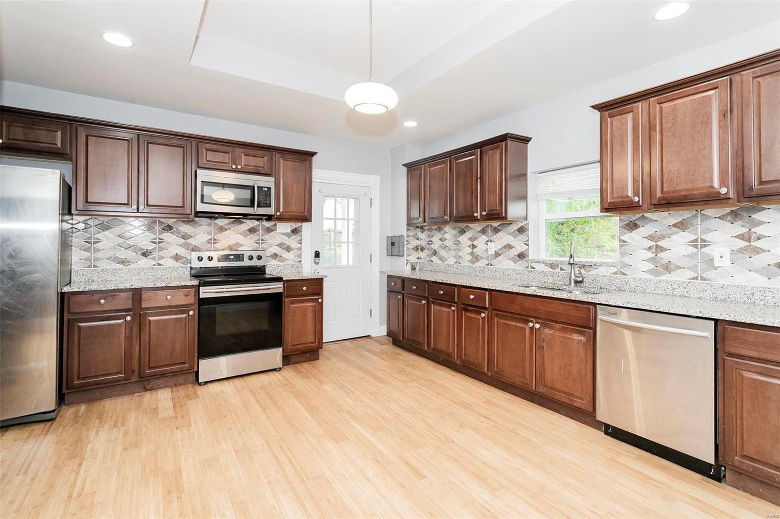 8014 Mathilda Avenue St. Louis, MO 63123 - Photo 21 of 41 Gallery Image 21