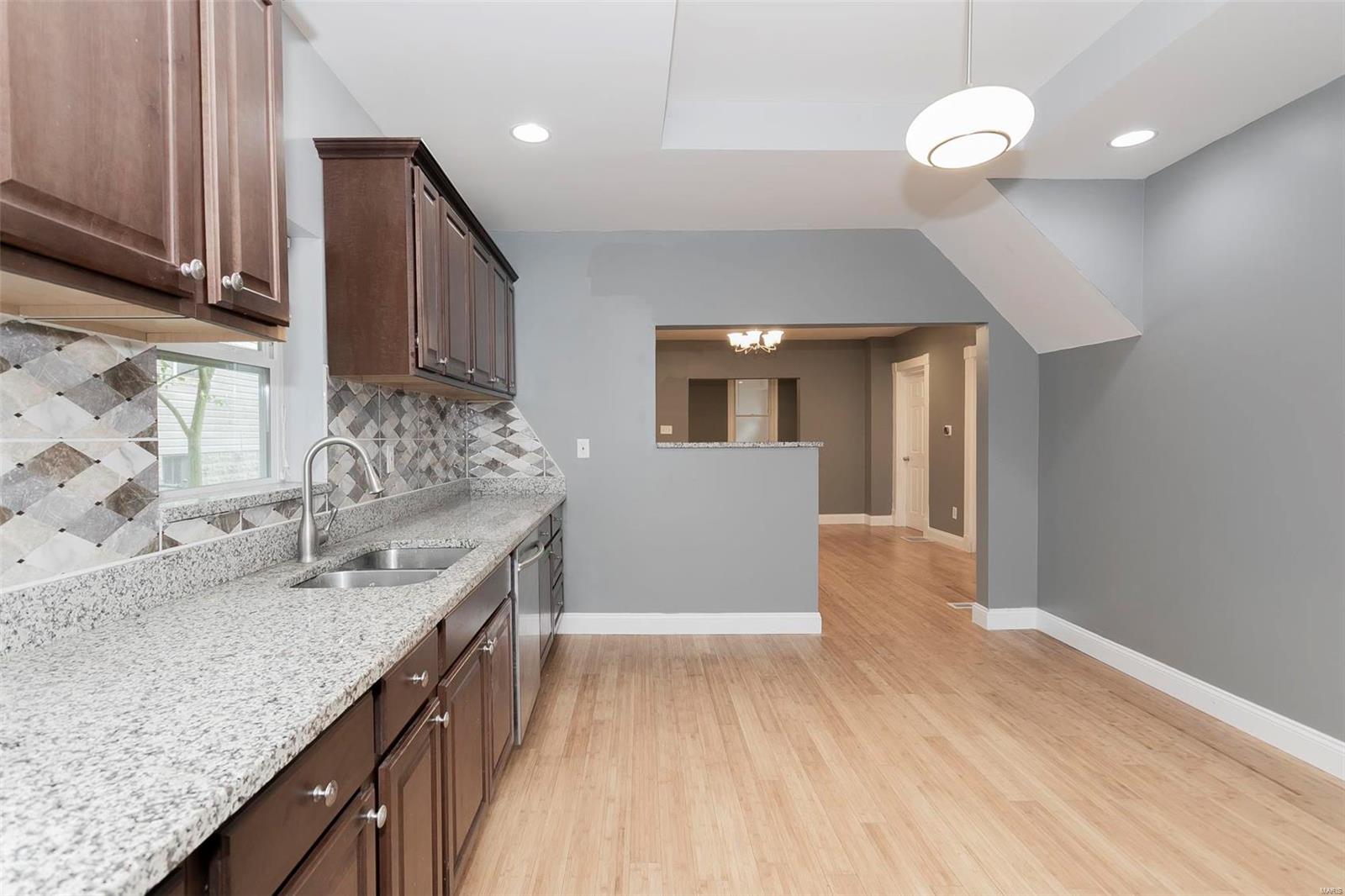 8014 Mathilda Avenue St. Louis, MO 63123 - Photo 24 of 41 Gallery Image 24
