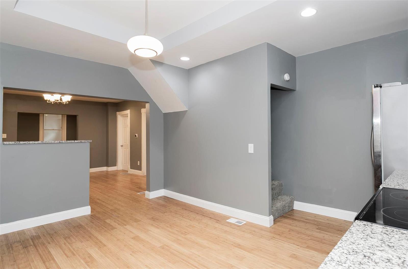 8014 Mathilda Avenue St. Louis, MO 63123 - Photo 25 of 41 Gallery Image 25