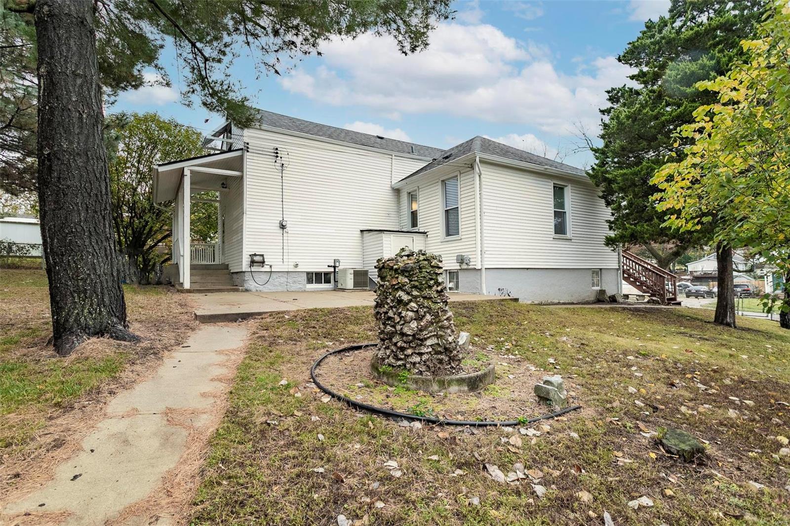 8014 Mathilda Avenue St. Louis, MO 63123 - Photo 6 of 41 Gallery Image 6