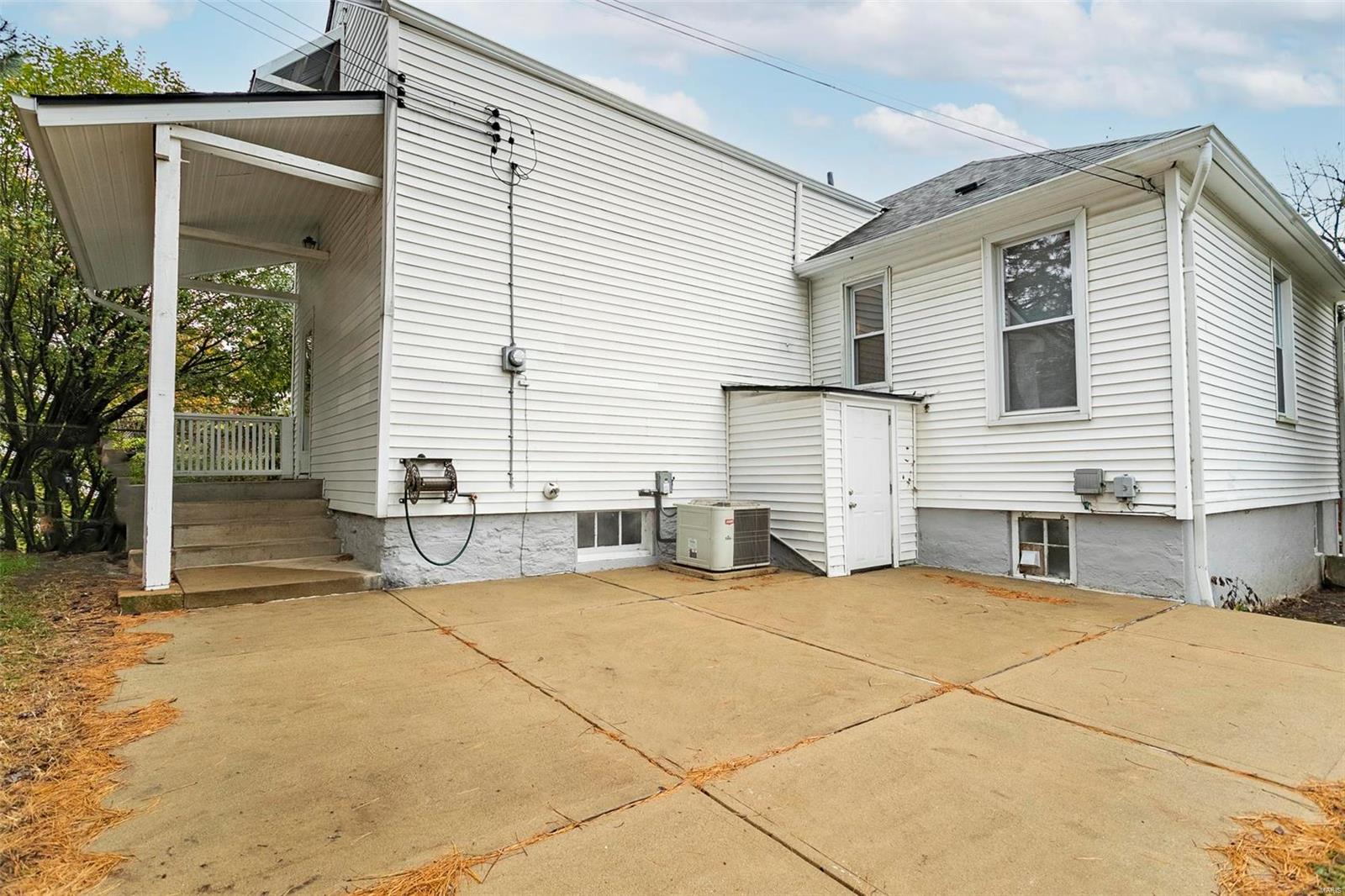 8014 Mathilda Avenue St. Louis, MO 63123 - Photo 8 of 41 Gallery Image 8