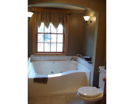 44 Breakneck Road Sturbridge, MA 01566 - Photo 15 of 28
